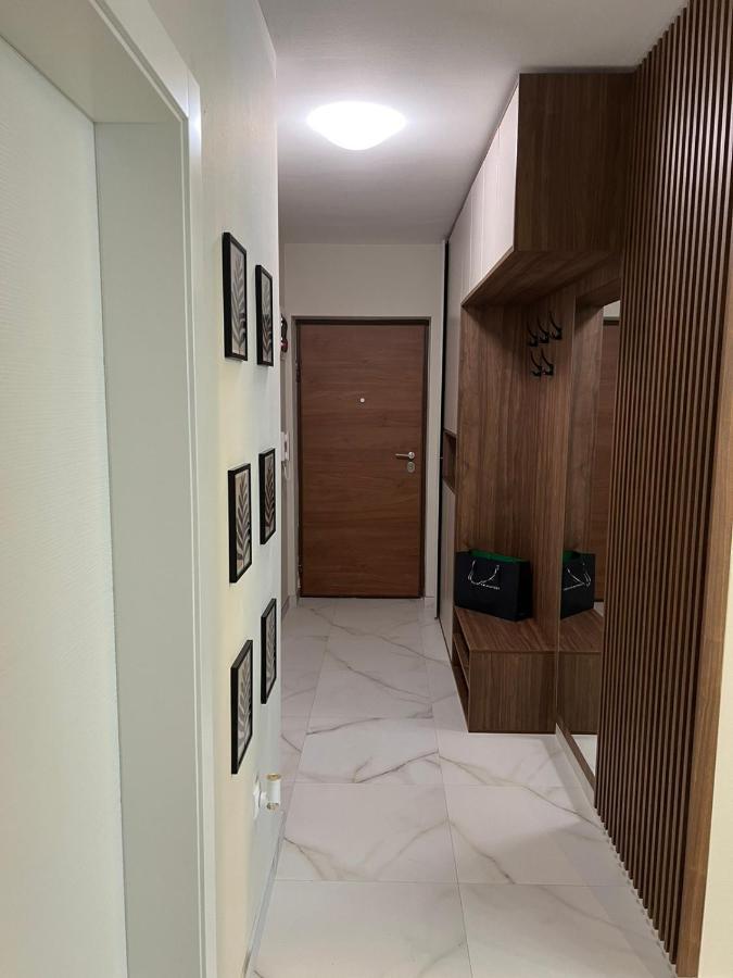 Apartamento Lilly Lux Bijeljina Exterior foto