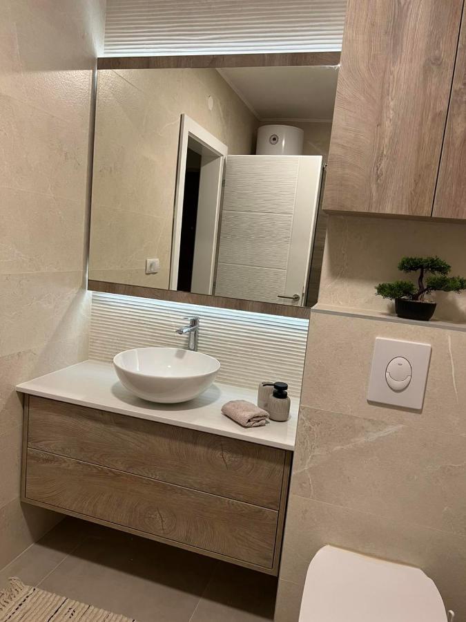 Apartamento Lilly Lux Bijeljina Exterior foto