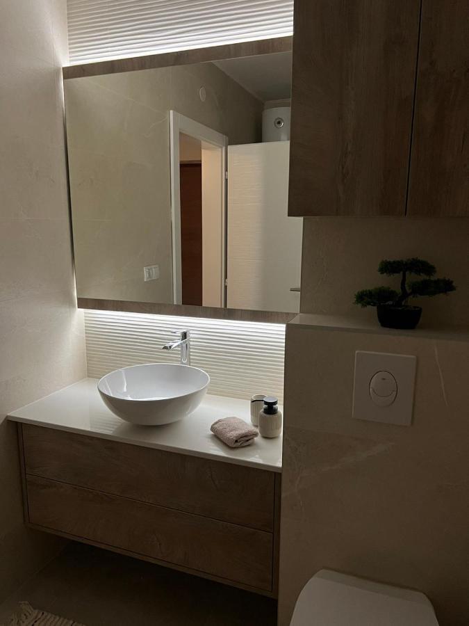 Apartamento Lilly Lux Bijeljina Exterior foto