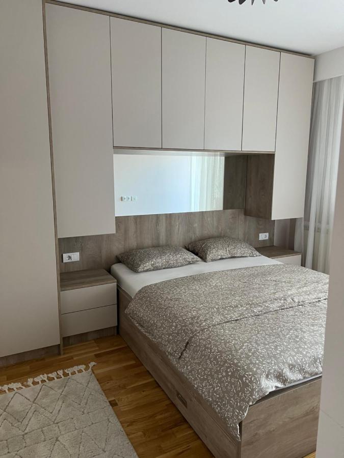 Apartamento Lilly Lux Bijeljina Exterior foto