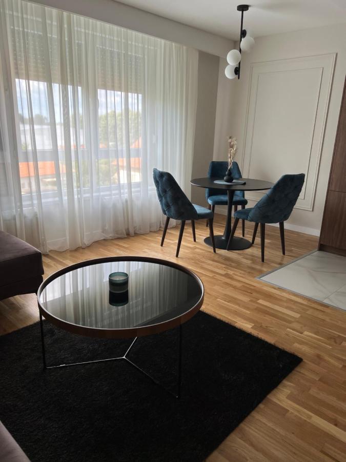 Apartamento Lilly Lux Bijeljina Exterior foto